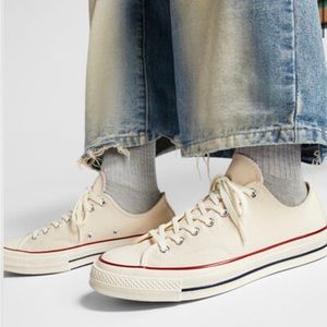 Chuck 70 Vintage Canvas - Parchment/Garnet/Egret (Size M6.5, W9)